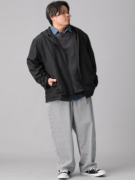 「nissen（ニッセン）のルーズワイドパンツ【大きいサイズメンズ】（パンツ、ブルー系）」を使った、ニッセンラージメンズモデルさん（メンズ・172cm）の冬コーディネート