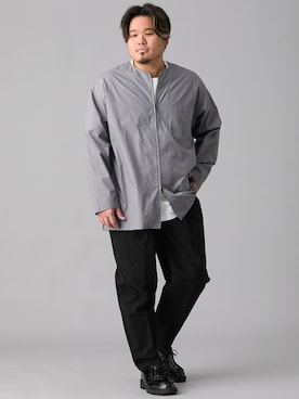 「nissen（ニッセン）のストレッチツータックワイドテーパードパンツ【大きいサイズメンズ】（パンツ、グレー系）」を使った、ニッセンラージメンズモデルさん（メンズ・172cm）の冬コーディネート