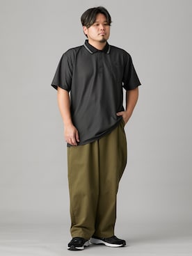 「nissen（ニッセン）のルーズワイドパンツ【大きいサイズメンズ】（パンツ、グリーン系）」を使った、ニッセンラージメンズモデルさん（メンズ・182cm）の春コーディネート