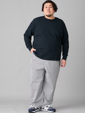 「nissen（ニッセン）のルーズワイドパンツ【大きいサイズメンズ】（パンツ、ブルー系）」を使った、ニッセンラージメンズモデルさん（メンズ・172cm）の冬コーディネート