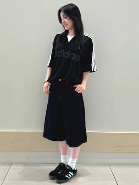 「アディダスオリジナルス」｜「アイテム（Tシャツ/カットソー）」を使った、Rさん（レディース・160cm）の夏コーディネート
