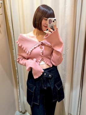 「w closet（ダブルクローゼット）のマルチWAYフリルカーディガン（カーディガン/ボレロ、ピンク系）」を使った、せらさん（レディース・160cm）の春コーディネート