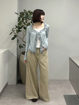 「w closet（ダブルクローゼット）のフリンジバギーデニムパンツ（デニムパンツ、ベージュ系）」を使った、せらさん（レディース・160cm）の春コーディネート