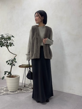 「Jena espace merveilleux(ジェナ エスパスメルヴェイユ)の金ボタンリブニット 秋冬ニット(ニット/セーター、グレー系)」を使った、さらさん(レディース・152cm)の秋コーディネート