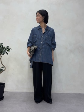 「Jena espace merveilleux(ジェナ エスパスメルヴェイユ)のテンセルバックシャーリングデニムシャツ(シャツ/ブラウス、ブルー系)」を使った、さらさん(レディース・152cm)の秋コーディネート