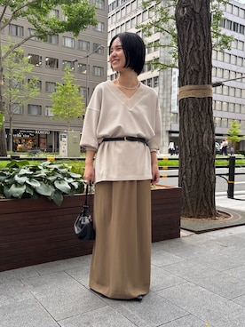 「Jena espace merveilleux(ジェナ エスパスメルヴェイユ)のVネックポンチカットソー 秋服(ニット/セーター、ホワイト系)」を使った、さらさん(レディース・152cm)の秋コーディネート