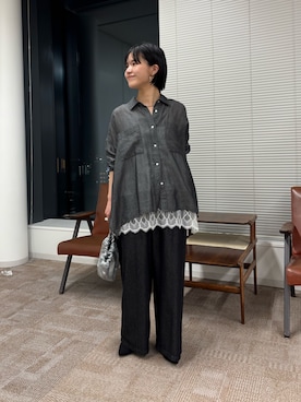 「Jena espace merveilleux(ジェナ エスパスメルヴェイユ)の【程よい抜け感】シアーデニムシャツ(シャツ/ブラウス、ブラック系)」を使った、さらさん(レディース・152cm)の春コーディネート