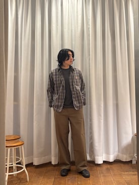 「URBAN RESEARCH DOORS（アーバンリサーチドアーズ）の1タックワイドストレートチノパンツ（その他パンツ、ベージュ系）」を使った、KIMさん（メンズ・175cm）の夏コーディネート