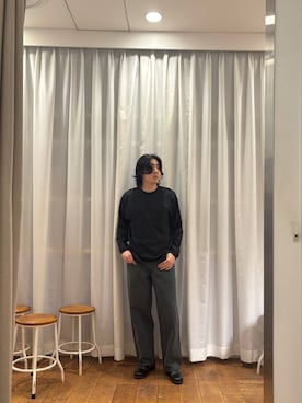 「URBAN RESEARCH DOORS（アーバンリサーチドアーズ）のSTILL BY HAND　LOOSE POCKET LONG SLEEVE（Tシャツ/カットソー、グレー系）」を使った、KIMさん（メンズ・175cm）の夏コーディネート