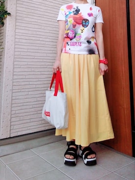 「アイテム（アナログ腕時計、レッド系）」を使った、🌹さん（レディース・163cm）の春コーディネート