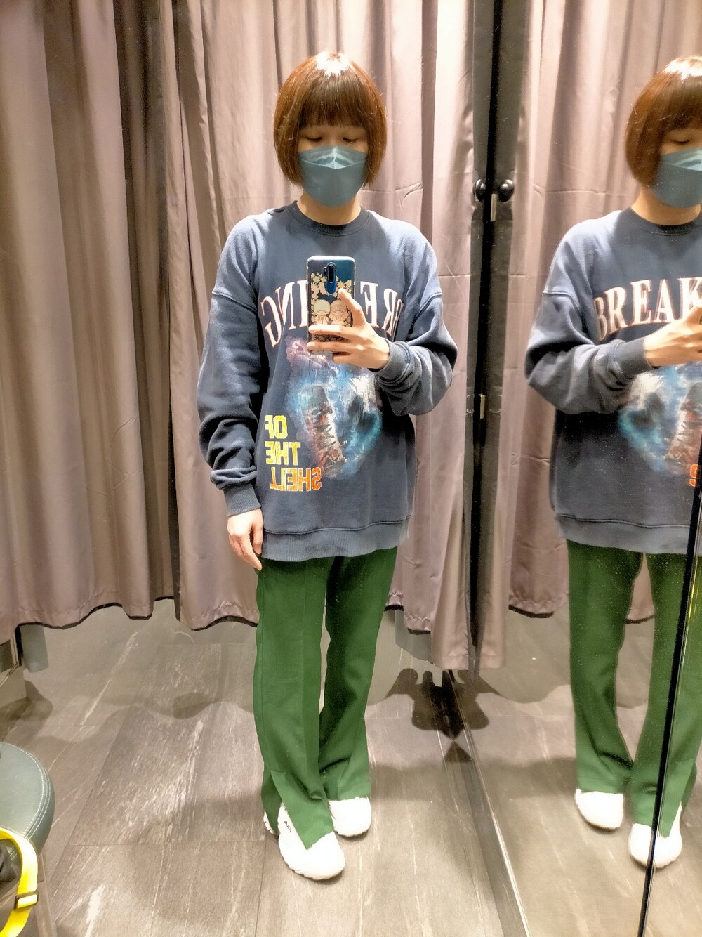 「街頭穿搭、日系休闲、日系穿搭、男孩風」｜「Heatherのアイテム（スラックス、グリーン系）」を使った、Poporabbit Chenさん（レディース・160cm）の冬コーディネートの1枚目の写真