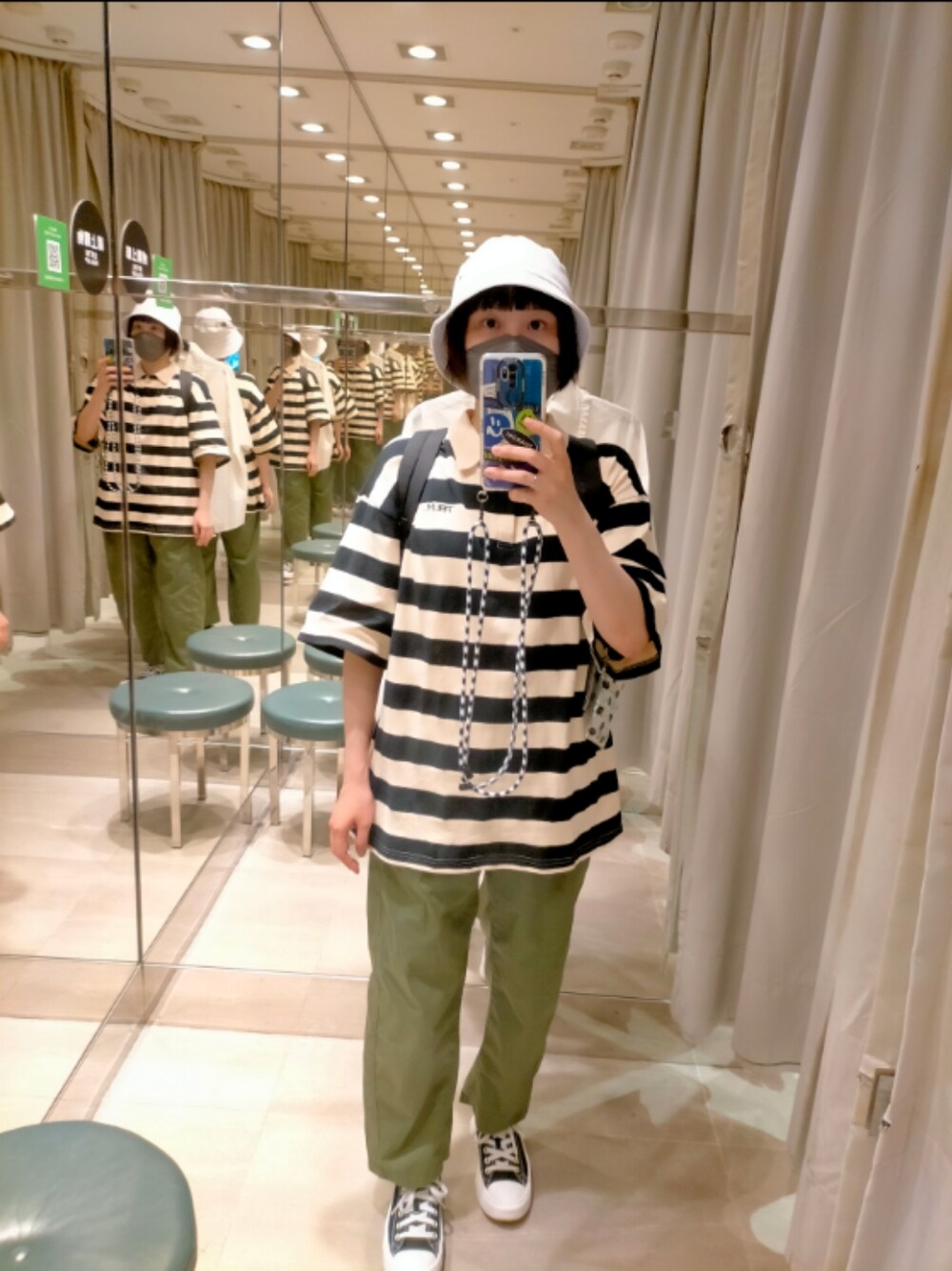 「日系休闲、街頭穿搭、日系穿搭、男孩風、中性」｜「PAGEBOYのアイテム（ポロシャツ、ブラック系）」を使った、Poporabbit Chenさん（レディース・160cm）の夏コーディネートの1枚目の写真