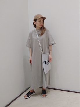 「シアタープロダクツ(THEATRE PRODUCTS)」｜「アイテム（帽子）」を使った、あおいちごさん（レディース・152cm）の春コーディネート