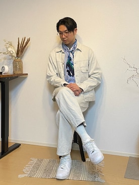「NIKE（ナイキ）のNIKE AIR FORCE 1 '07 / ナイキ エア フォース 1 '07 【SP】（スニーカー、ホワイト系）」を使った、MKさん（メンズ・185cm）の春コーディネート