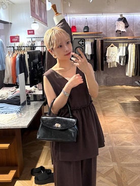 「アイテム（サロペット/オーバーオール、ブラウン系）」を使った、まいさん（レディース・154cm）の夏コーディネート