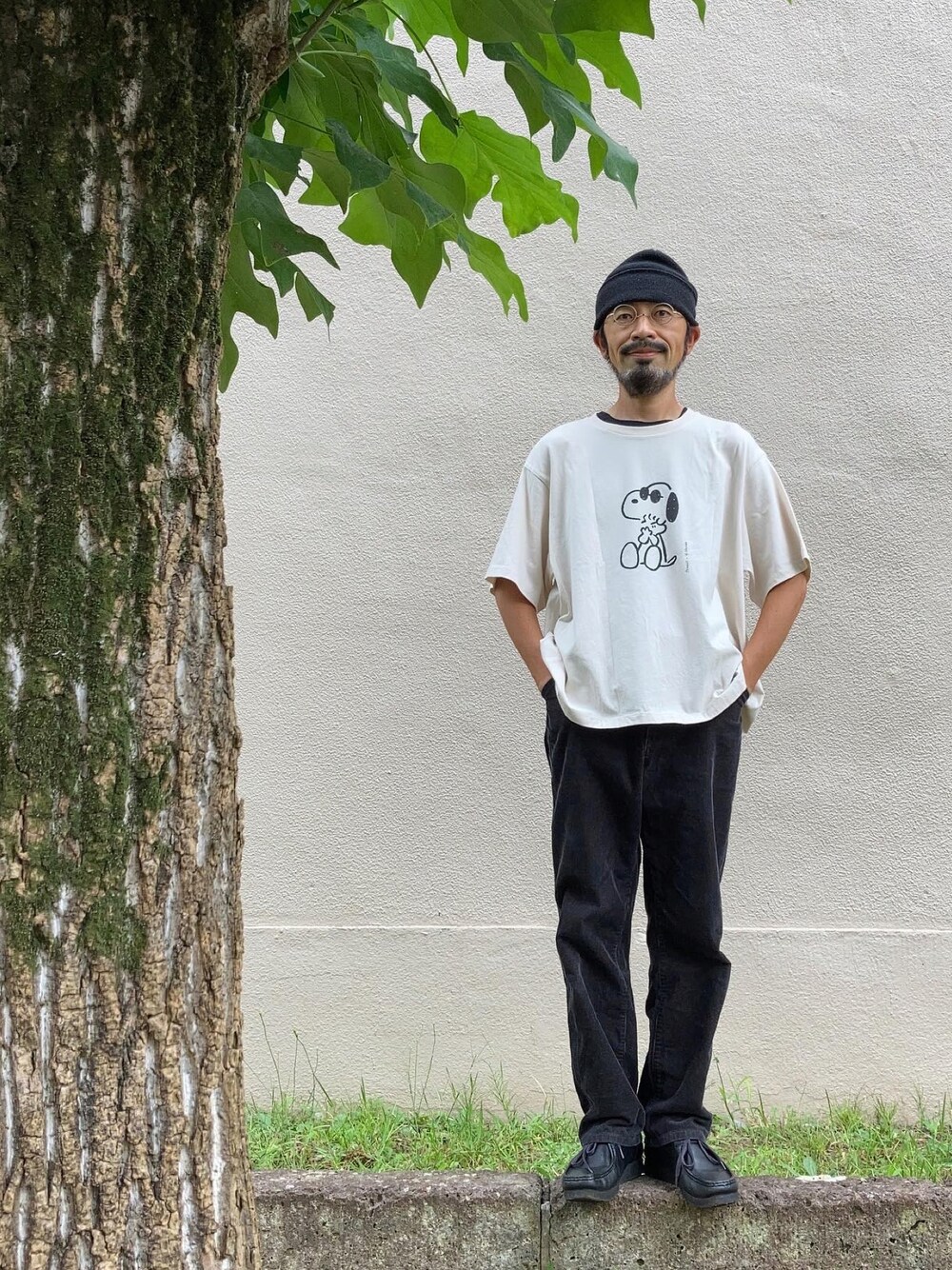 「ワークマン、QUARTERGALLERY、VIBECA＆Co.、UNIQLO、長場雄、yunagaba、ベレー帽、Zparts、UT、supermarket、UNIQLOU、コーデュロイ、コーデュロイパンツ、clarks、ミリタリー」｜「WORKMANのアイテム（ニットキャップ/ビーニー、ブラック系）」を使った、【Khaki's】A田さん（メンズ・163cm）の秋コーディネートの1枚目の写真