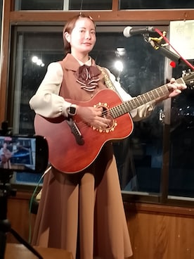 「アイテム（ワンピース/ドレス、レッド系）」を使った、はたさくちゃんさん（レディース・160cm）の秋コーディネート