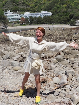 「crocs（クロックス）のアイテム（シューズ）」を使った、はたさくちゃんさん（レディース・160cm）の春コーディネート