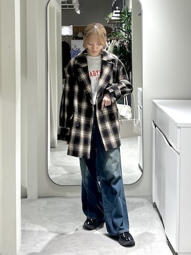 「アイテム（デニムパンツ）」を使った、こころさん（レディース・163cm）の秋コーディネート