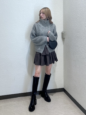 「アイテム（スニーカー）」を使った、こころさん（レディース・163cm・20代）の秋コーディネート