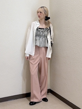 「FREE'S MART（フリーズマート）の〈ＭＦＭ〉リネンライク金ボタンシャツ（シャツ/ブラウス、ホワイト系）」を使った、こころさん（レディース・163cm）の春コーディネート