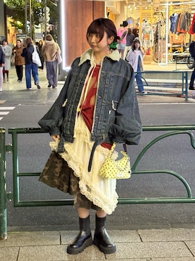 「アイテム（チュニック）」を使った、ひなのさん（レディース・159cm）の冬コーディネート