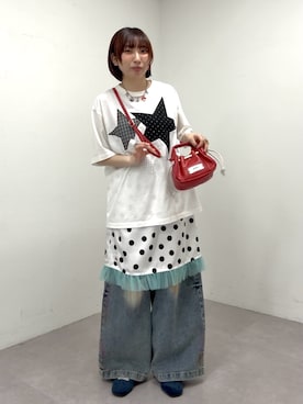 「CIAOPANIC（チャオパニック）のスターパッチワークTee（Tシャツ/カットソー、ホワイト系）」を使った、ひなのさん（レディース・159cm）の春コーディネート