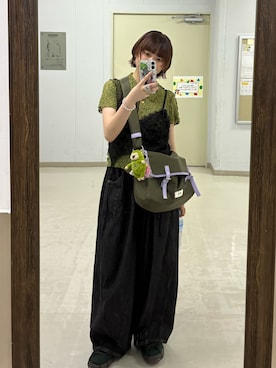 「CIAOPANIC（チャオパニック）の【cian denim/シアンデニム】切替スーパーワイドバルーンデニムパンツ（Denim pants、グレー系）」を使った、ひなのさん（レディース・159cm）の夏コーディネート