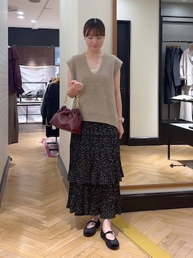 「おでかけ」｜「アイテム（バレエシューズ）」を使った、ひぃ(588)さん（レディース・162cm）の秋コーディネート