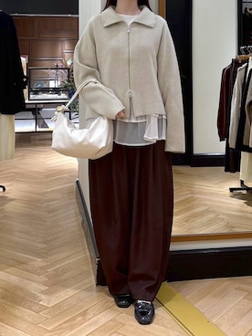 「A part by（アパートバイ）のティアードヘムプルオーバー_長袖（Tシャツ/カットソー、ベージュ系）」を使った、ひぃ(588)さん（レディース・162cm）の秋コーディネート