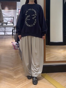 「おでかけ」｜「アイテム（スウェット）」を使った、ひぃ(588)さん（レディース・162cm）の秋コーディネート