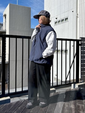 「アイテム（スラックス、ブラック系）」を使った、rinkaさん（レディース・150cm）の秋コーディネート