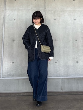 「アイテム（バッグ、グリーン系）」を使った、karinさん（レディース・158cm）の秋コーディネート