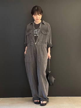 「Curensology（カレンソロジー）のCurensology(カレンソロジー)/【UNIVERSAL OVERALL】別注オールインワン（つなぎ/オールインワン、グレー系）」を使った、miyaさん（レディース・162cm）の夏コーディネート