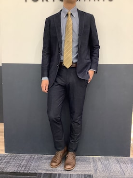 「アイテム（フォーマルスーツ/小物、ゴールド系）」を使った、BRICK HOUSE シャツ工房 宮崎イオンモール店さん（メンズ・174cm）の冬コーディネート