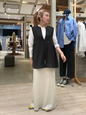 「アイテム（ベスト）」を使った、サヤカさん（レディース・155cm・20代）の夏コーディネート