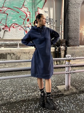 「AVIREX（アヴィレックス）のアイテム（ワンピース/ドレス）」を使った、RAMUさん（レディース・164cm）の秋コーディネート