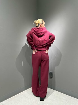 「アイテム（パーカー）」を使った、RAMUさん（レディース・164cm）の秋コーディネート