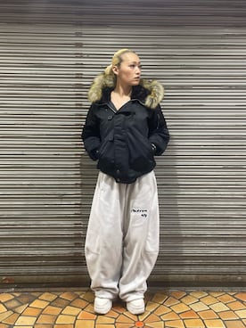 「アイテム（ミリタリージャケット）」を使った、RAMUさん（レディース・164cm）の冬コーディネート