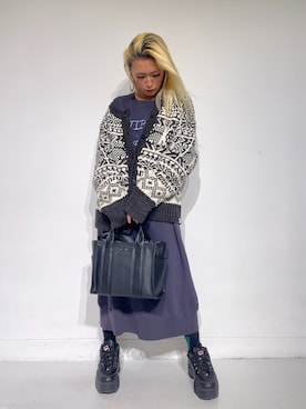「ボリュームニット」｜「アイテム（ワンピース）」を使った、RAMUさん（レディース・164cm）の秋コーディネート