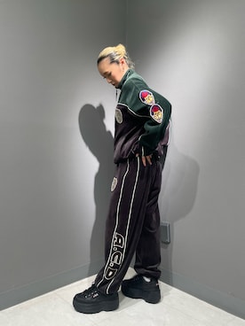 「アイテム（ジャージ）」を使った、RAMUさん（レディース・164cm）の秋コーディネート