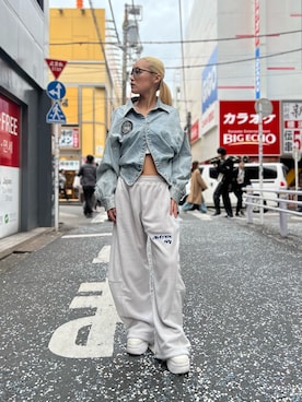 「アイテム（デニムジャケット）」を使った、RAMUさん（レディース・164cm）の秋コーディネート