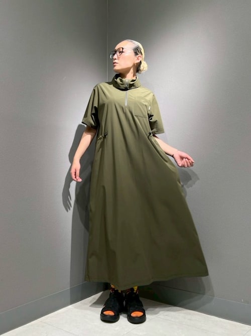 *AVIREX* ハーフジップ アクティブワンピース 楽天市場】AVIREX 公式通販｜《直営店限定》HALF ZIP ACTIVE ONE
