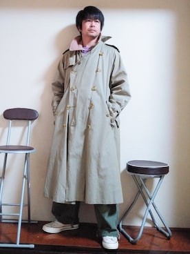 「チャックテイラー」｜「アイテム（トレンチコート）」を使った、こんがり棒さん（メンズ・167cm）の冬コーディネート
