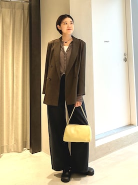 「SMELLY（スメリー）のアイテム」を使った、makoさん（レディース・175cm）の秋コーディネート