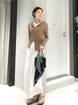 「URBAN RESEARCH DOORS（アーバンリサーチドアーズ）のSheer Cotton Long-Sleeve T-shirts（T恤、ホワイト系）」を使った、makoさん（レディース・175cm）の夏コーディネート