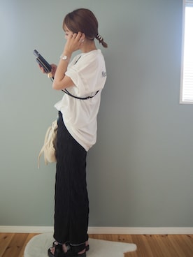 「タイトスカートコーデ」｜「アイテム（Tシャツ/カットソー）」を使った、まーこさん（レディース・164cm）の夏コーディネート