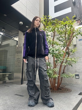 「DANKE SCHON（ダンケシェーン）のDankeSchon/ダンケシェーン/COATING FLARE CARGOPANTS（カーゴパンツ、ブラック系）」を使った、mina さん（レディース・173cm）の夏コーディネート
