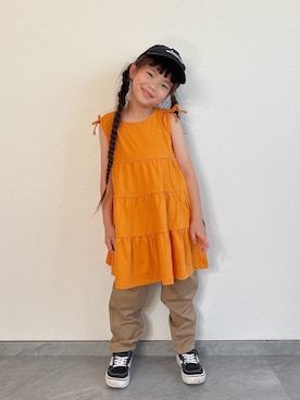 「GU（ジーユー）のアイテム（ワンピース/ドレス、オレンジ系）」を使った、ふうさん（キッズ・110cm）の夏コーディネート