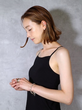 「アイテム（イヤーカフ）」を使った、ISOLATION JEWELRYさん（レディース・159cm）の夏コーディネート